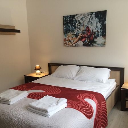 Apartment Mona Warsaw Przy Stacji Metra المظهر الخارجي الصورة